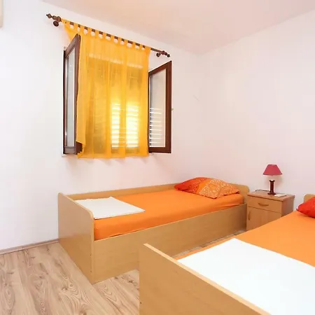 Apartmán 16131c Slatine